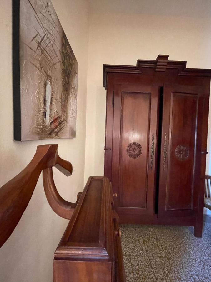 Fera5 Hotell Olbia Exteriör bild