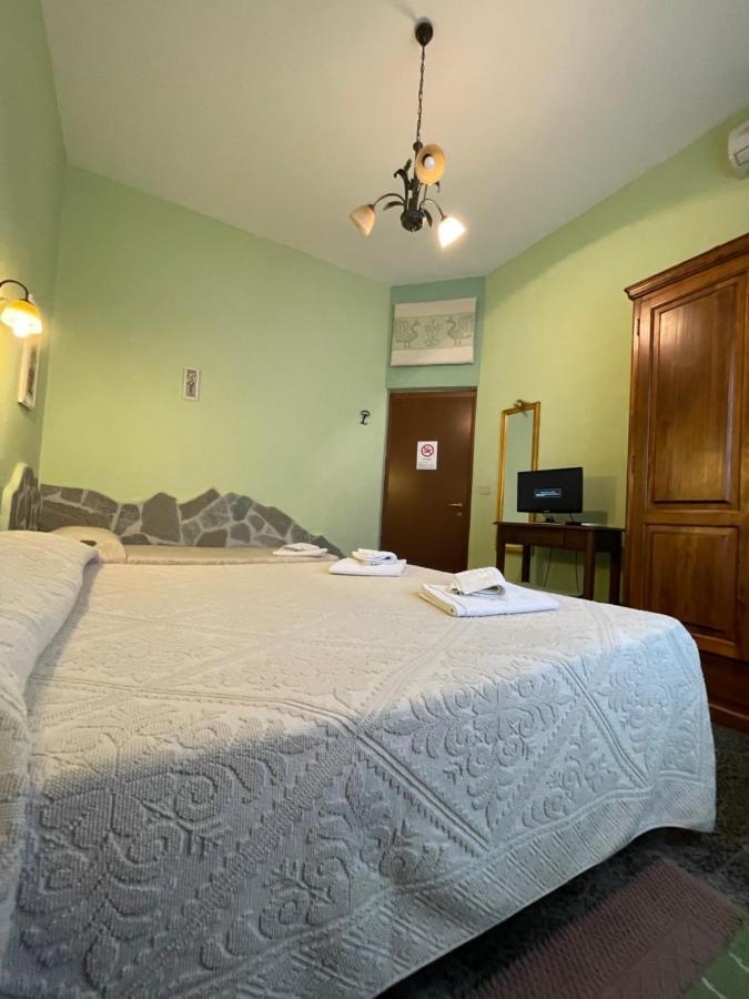 Fera5 Hotell Olbia Exteriör bild