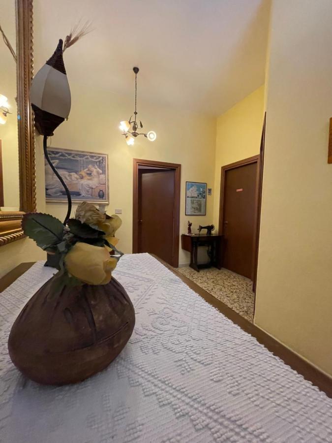 Fera5 Hotell Olbia Exteriör bild